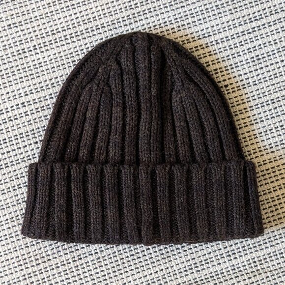 Uniqlo Heatech Chocolate Brown Rib Knit Fisherman Style Winter Hat Beanie - Picture 1 of 2